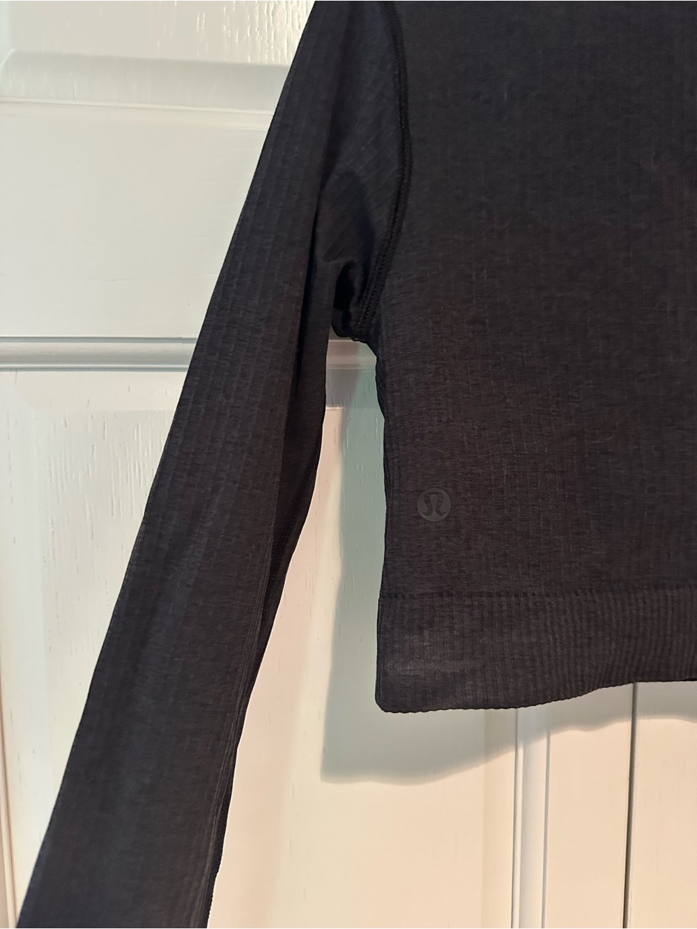 lululemon athletica Cropped Shirt